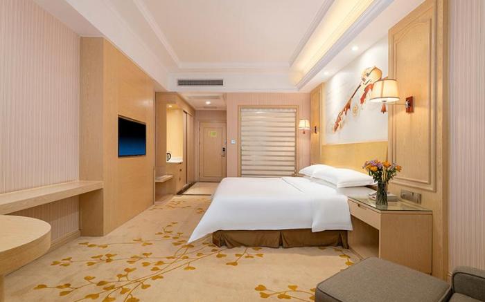 Vienna Hotel Anhui Suzhou Fuxiao Avenue