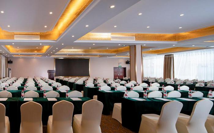 Vienna Hotel Hunan Yiyang Jinshan Road Xiufeng Park