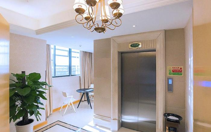 Vienna Hotel Hubei Xiangyang Tang City Gulou