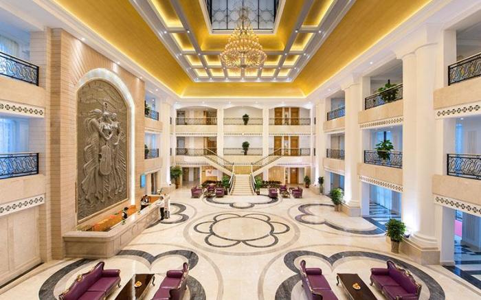 Vienna Hotel Guangdong Heyuan Shili East Bank High-Speed Railway Station