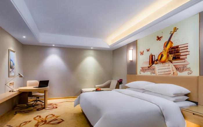 Vienna Hotel Anhui Fuyang Funan Bailing Apartment