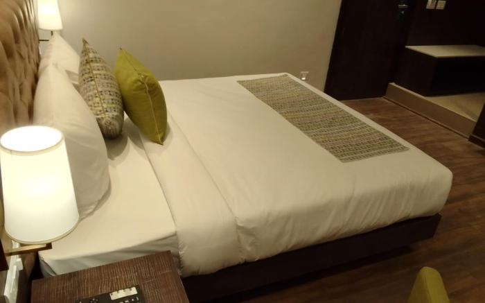 Hotel Le ROI Lake View Koti