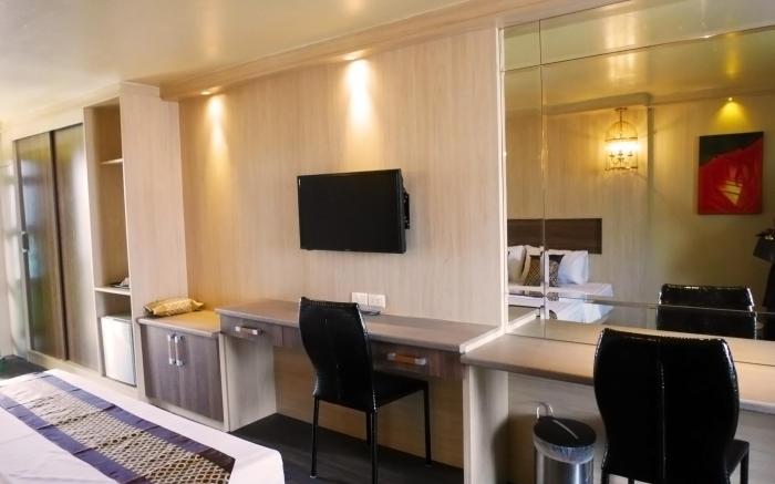 The Montana Lodge - Sathorn