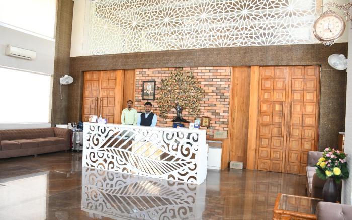 Sai Neem Tree Hotel