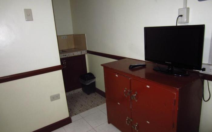 Wendy's Apartelle