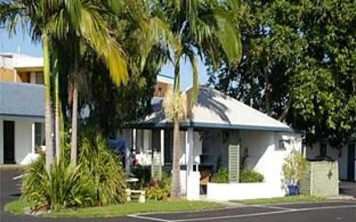 Colonial Court Motor Inn