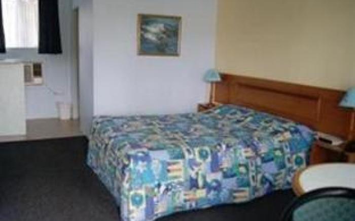 Haven Waters Motel & Apartments