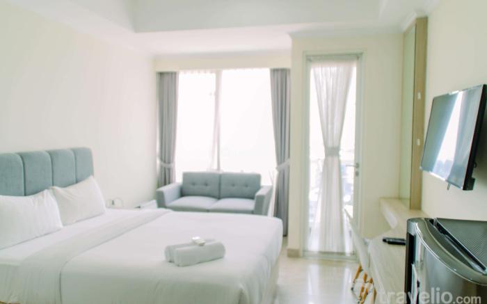 Elegant and Comfy Studio Menteng Park By Travelio