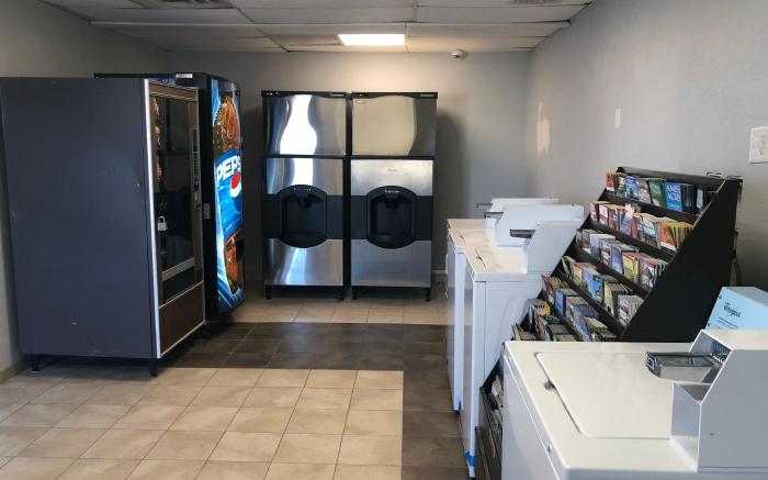 Days Inn by Wyndham Indianapolis South