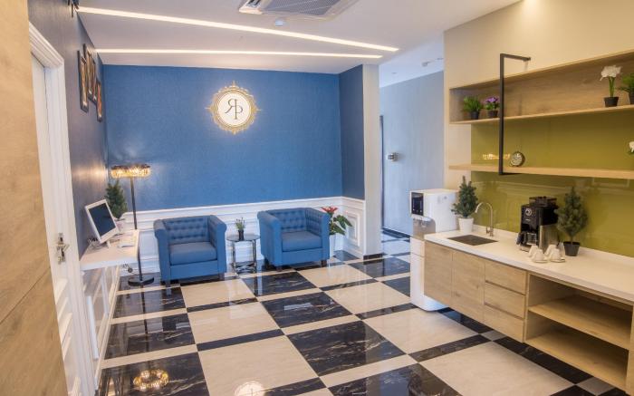 Redpine Boutique Hotel