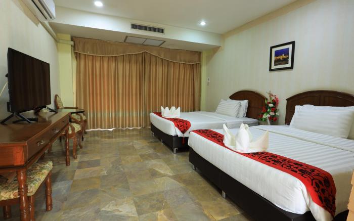 Goldenland Resort & Camp