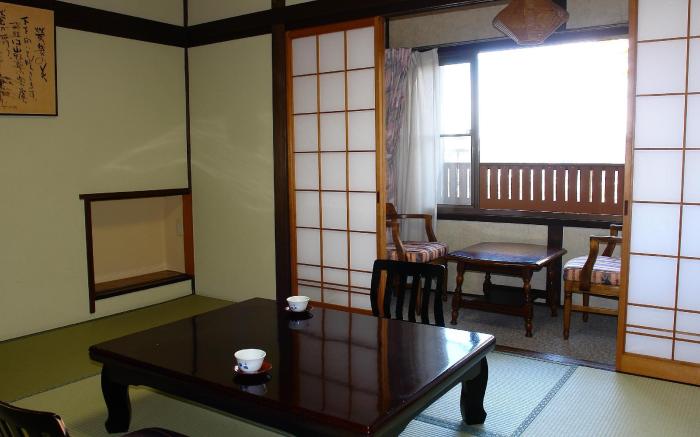 Futarishizuka Hakuun Hotel