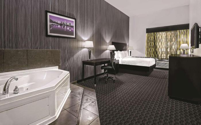 La Quinta Inn & Suites by Wyndham Austin - Cedar Park