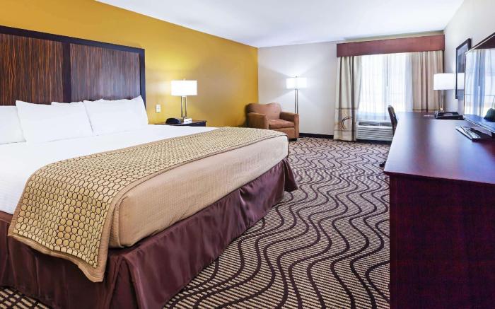 La Quinta Inn & Suites by Wyndham Floresville