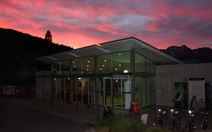 Queenstown Lakeview Holiday Park