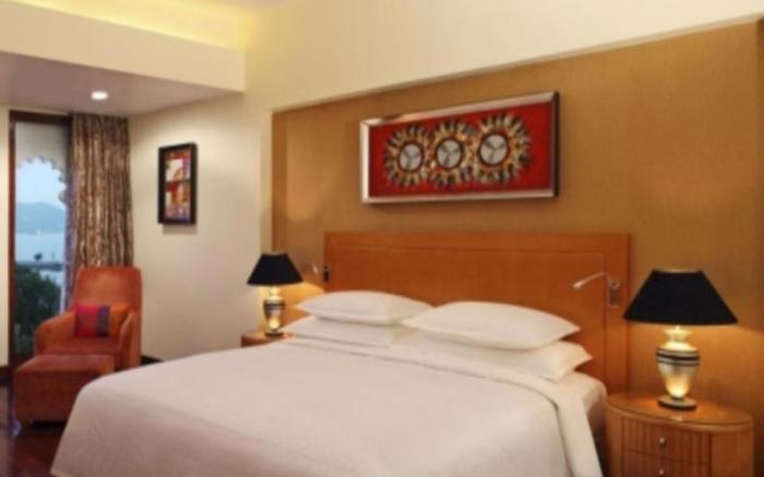 Radisson Blu Udaipur Palace Resort & Spa