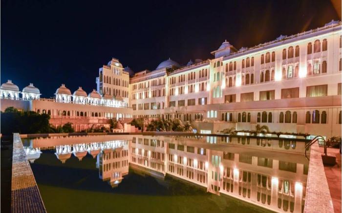 Radisson Blu Udaipur Palace Resort & Spa