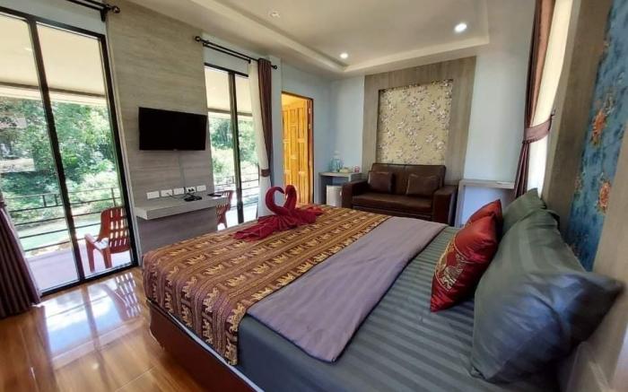 Khao Sok Rain Forest Resort