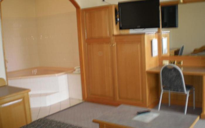 Glenelg Motel