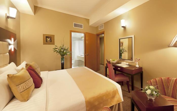 Sun & Sands Seaview Hotel