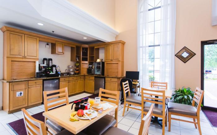 Best Western Pearland Inn