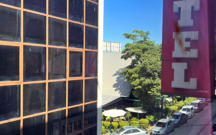 New Wave Hotel Melawati