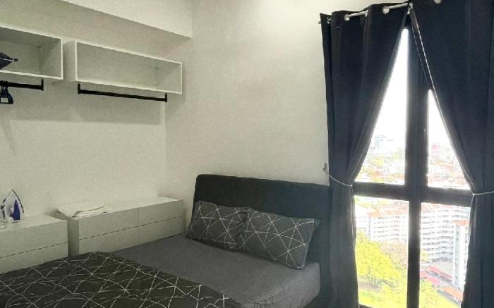 NEW Beacon Executive Suite - City View - By IZ