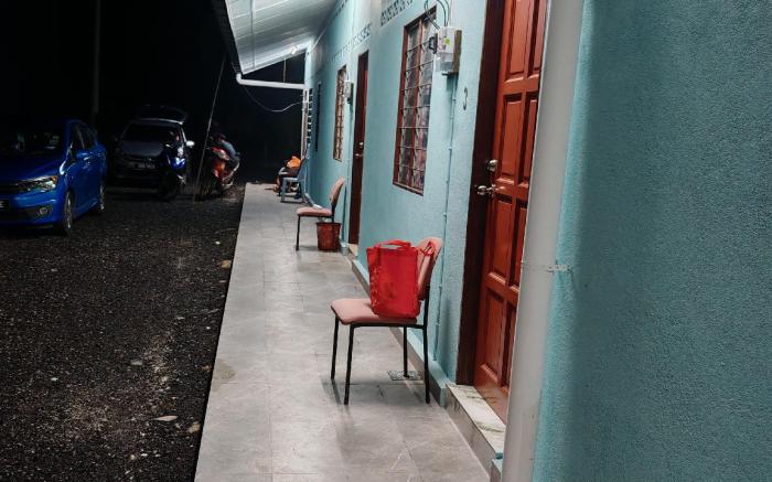HOMESTAY BANTING #2, MUSLIM, 2R-4BED, +2TILAM, 7px