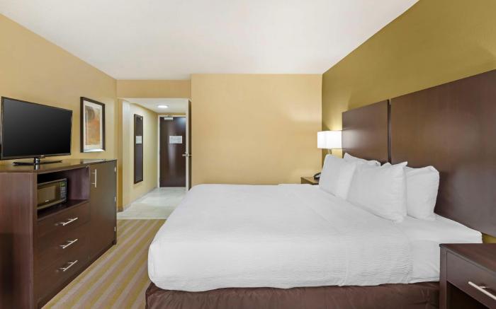 Best Western Plus Thornburg Inn & Suites