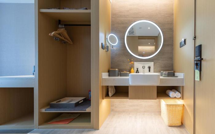 Atour Hotel Wuhan International Exhibition Center Sixin