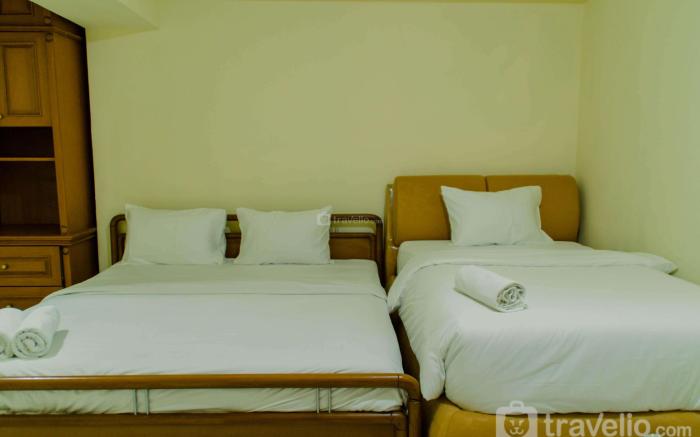 Homey 3BR at Kondominium Rajawali By Travelio