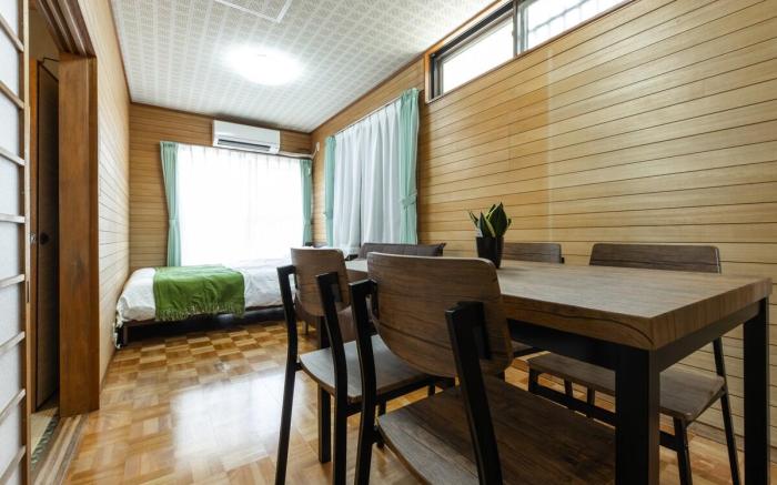 Entire Japanese Style Flat（55㎡), Convenient Access