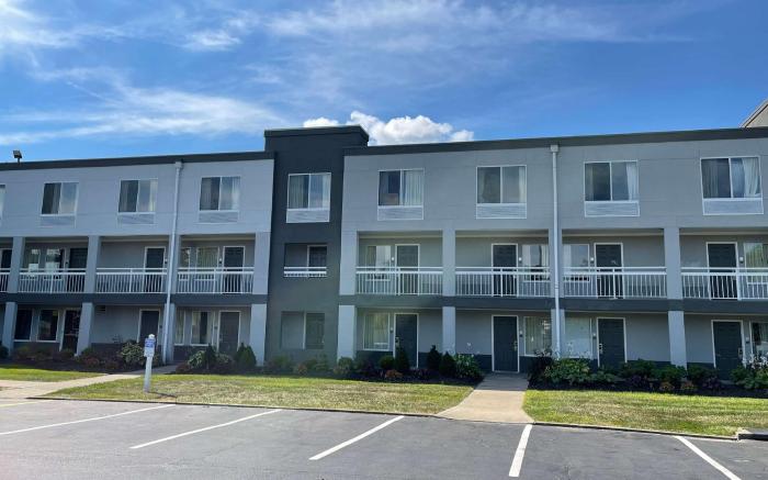 Wingate by Wyndham Dayton North