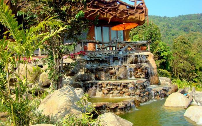Bura Resort