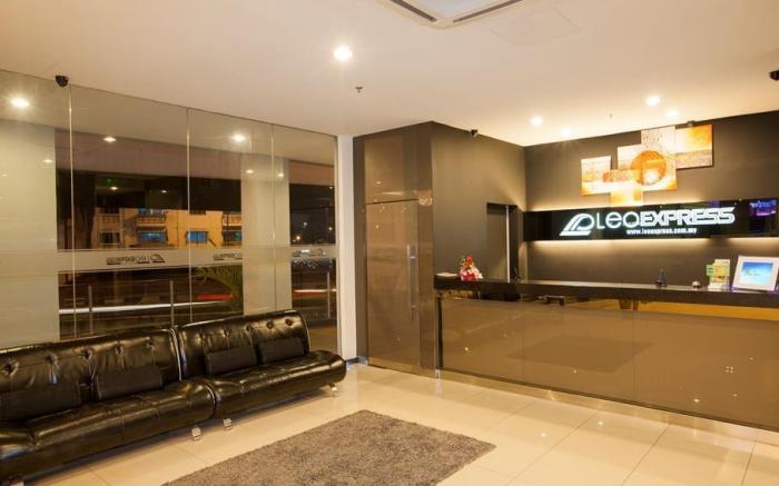 Leo Express Hotel