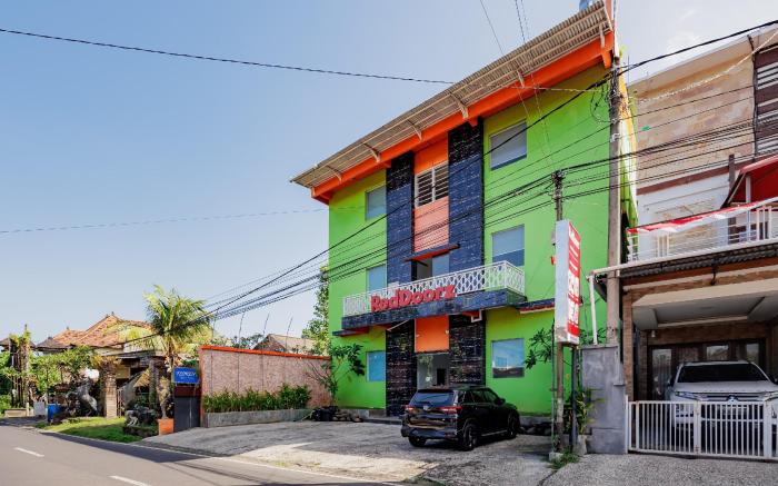 RedDoorz near Ubud Village