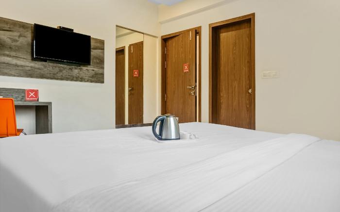 Super Townhouse The Upper Room Near Pune Airport
