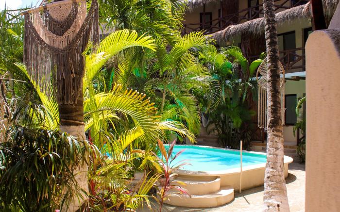 Holbox Dream Beachfront Hotel