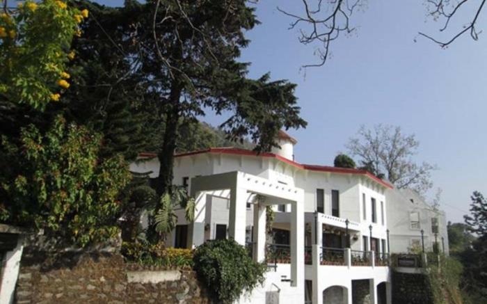 8fold-Pinecrest by LaRiSa, Bhimtal