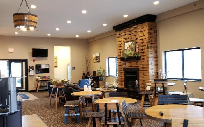 Cobblestone Inn & Suites - Manning