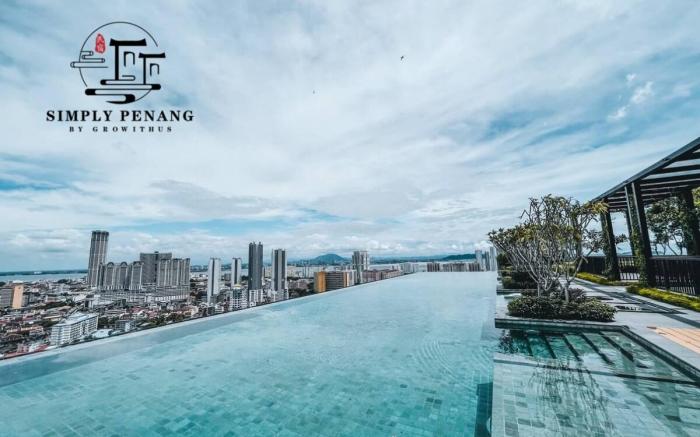 Sunshine *Komtar View*Rooftop Pool*Smart TV*Wifi