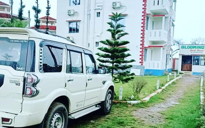 BLOOMING STAR GUEST HOUSE MANDARMANI
