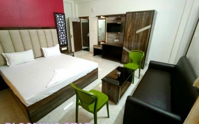 BLOOMING STAR GUEST HOUSE MANDARMANI