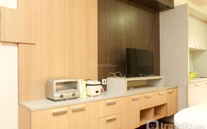 Comfort Studio at Metropark Jababeka By Travelio