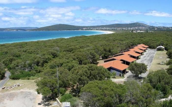 Emu Beach Chalets