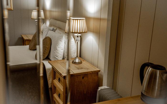 No 1 Hotel