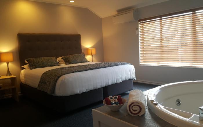 Aubyn Court Spa Motel