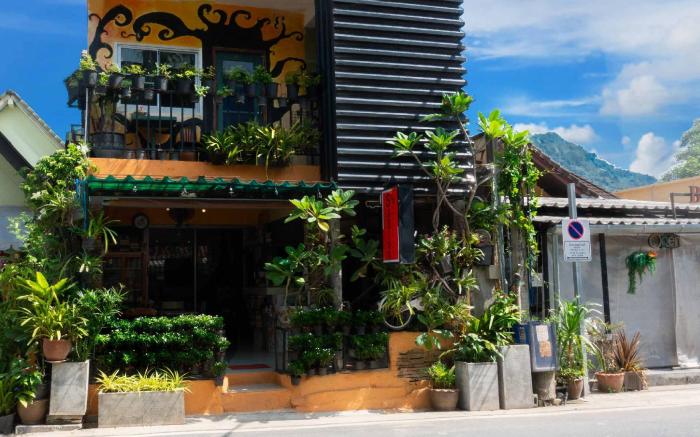 Sabina Guesthouse Kamala Beach