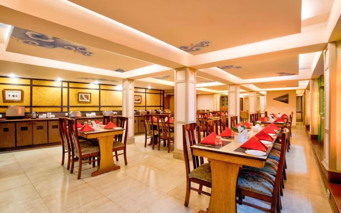 Summit Ttakshang Residency Hotel & Spa - MG Marg