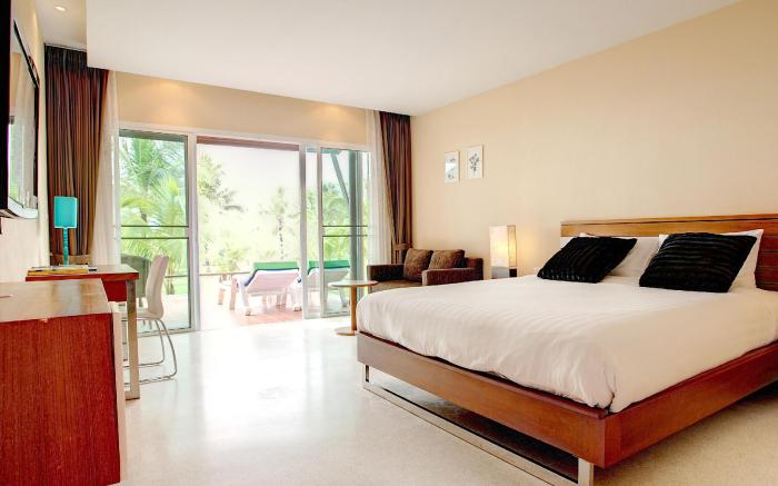 C&N Kho Khao Beach Resort